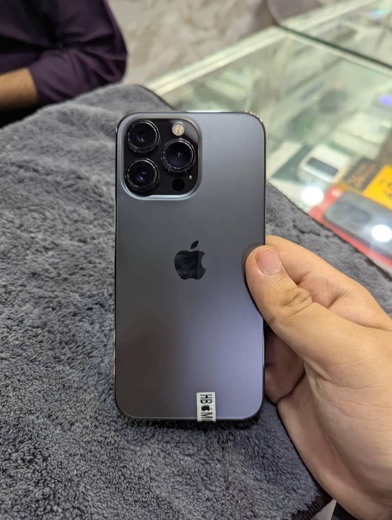 Apple iPhone 13 Pro 4