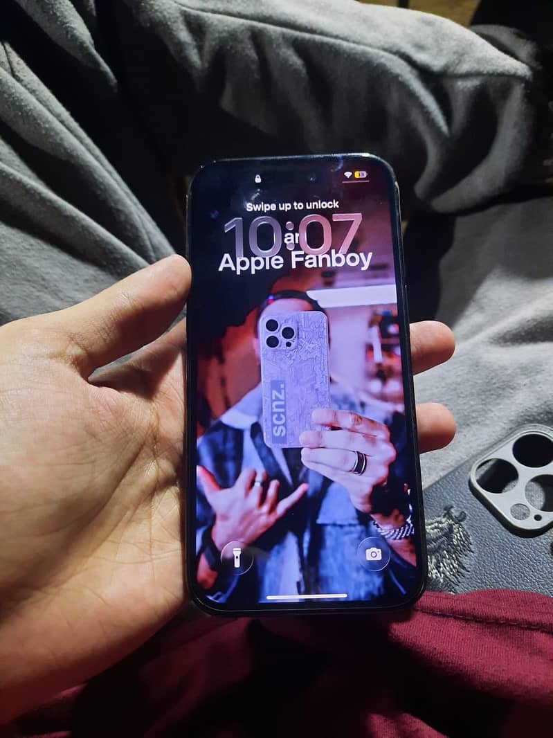 Apple iPhone 14 Pro 1