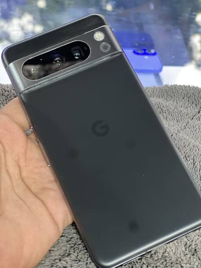 Google Pixel 8 Pro