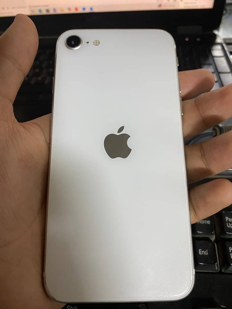 iphone se2020 4