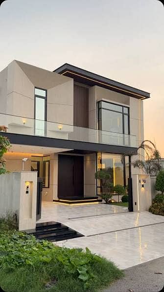 BRAND NEW HOUSE LDA AVENUE ONE