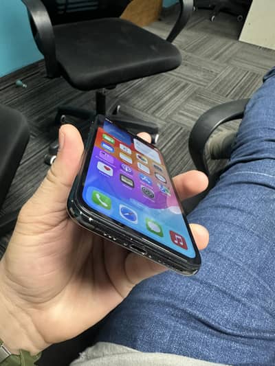 Apple iPhone XS