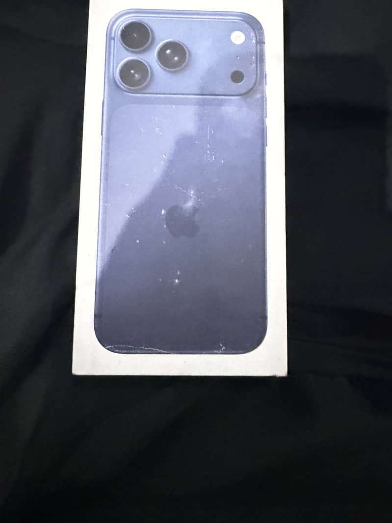 Apple iPhone 17 Pro Max 0