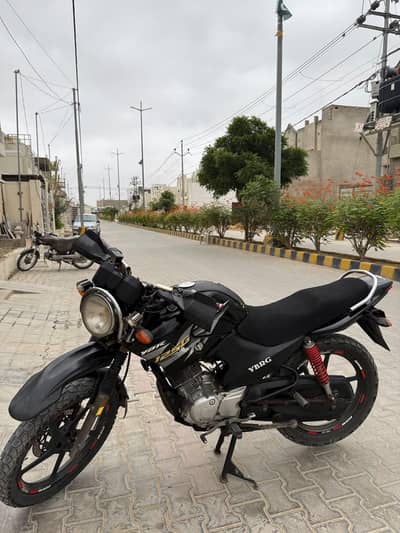 YAMAHA YBR G 2018