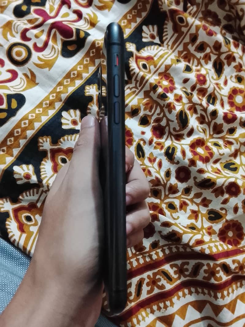 Apple iPhone 11 1