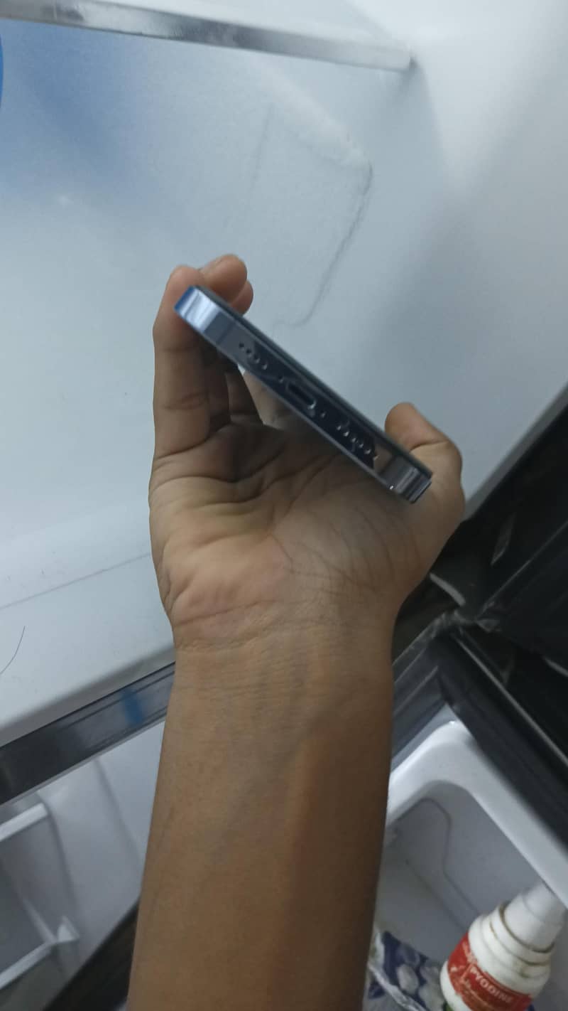 Apple iPhone 13 Pro Max 3