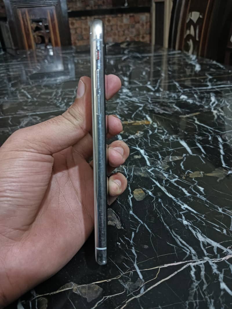 Apple iPhone X 1
