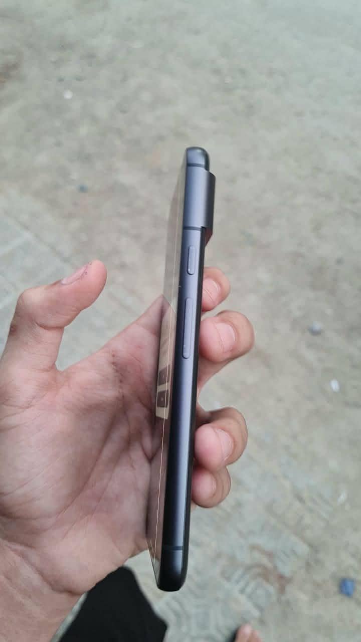 Google Pixel 8 3