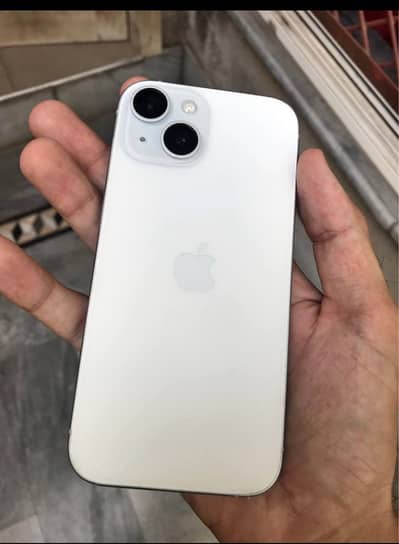 Apple iPhone 15