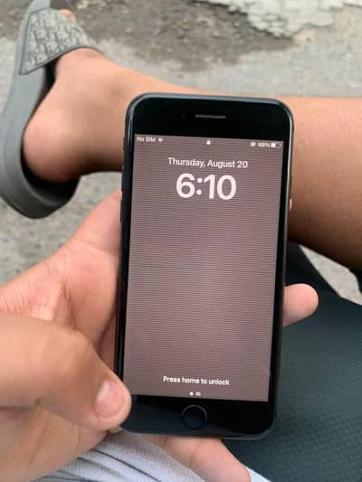 Apple iPhone 8