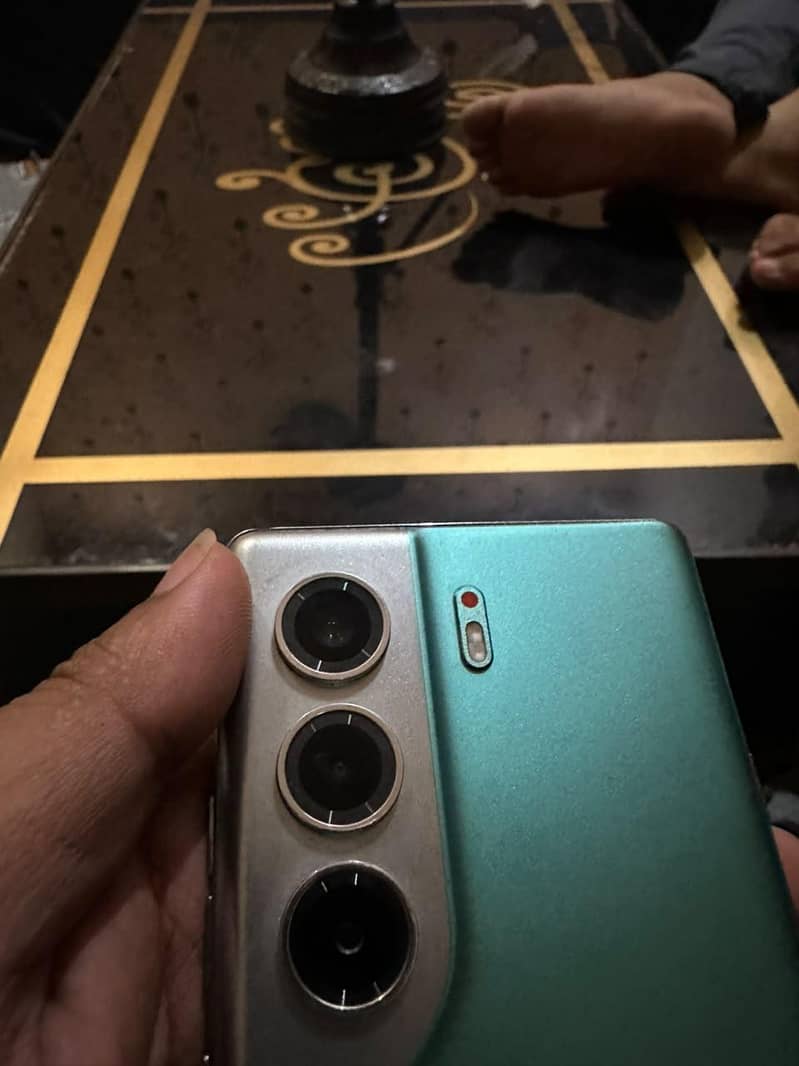 Tecno CAMON 40 Pro 3