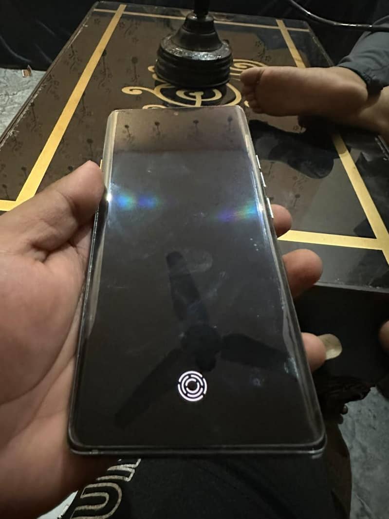 Tecno CAMON 40 Pro 4