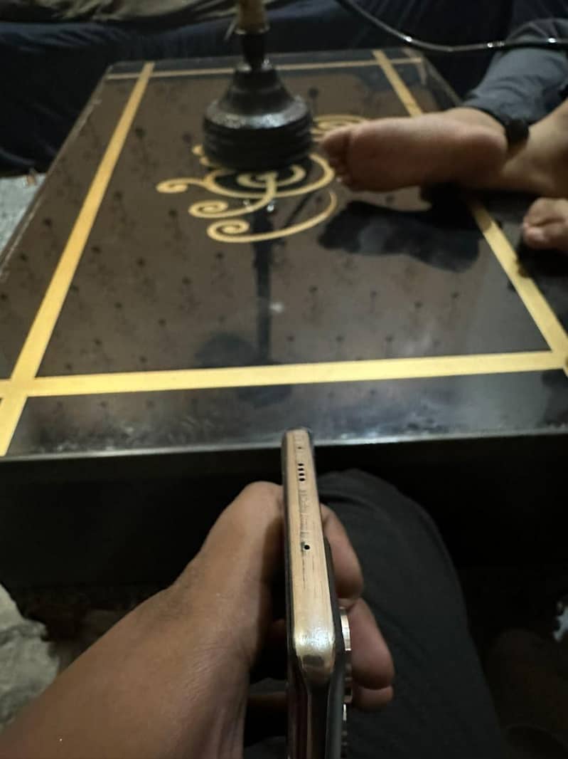 Tecno CAMON 40 Pro 7