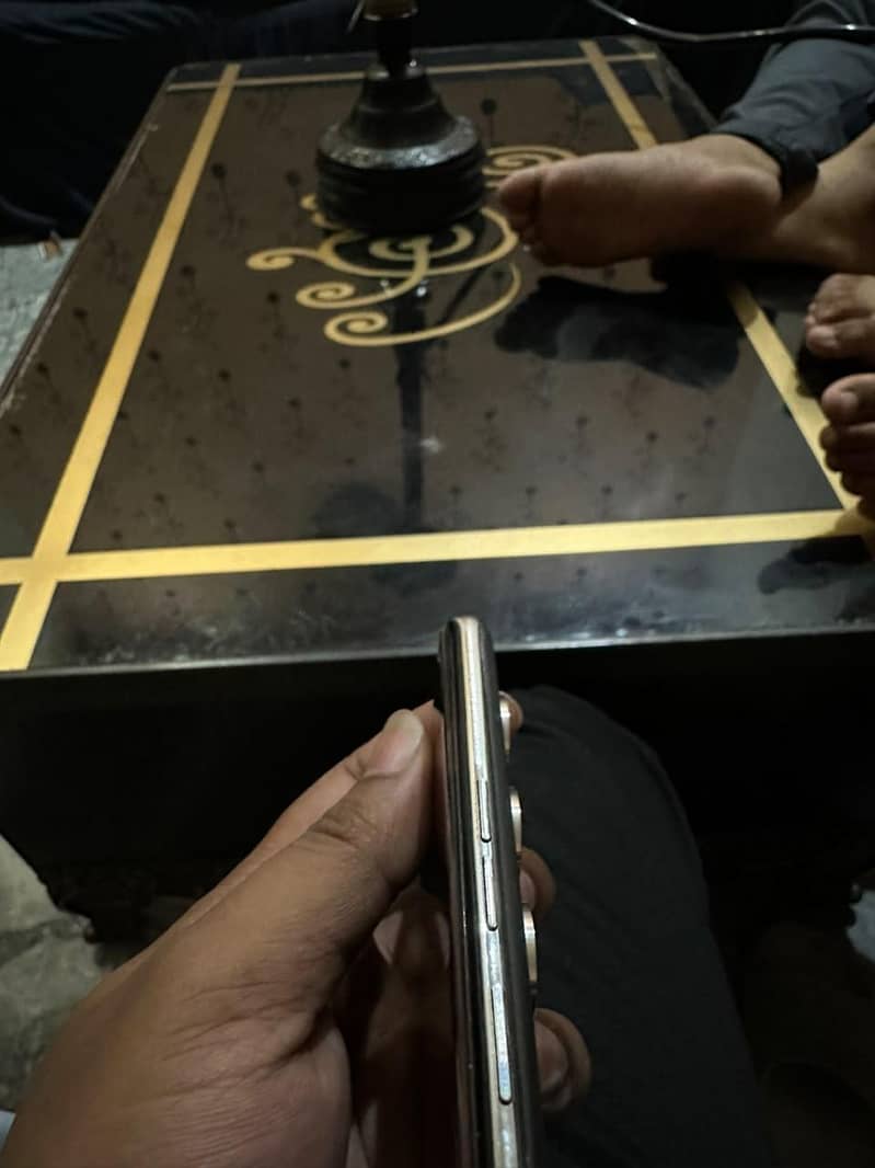 Tecno CAMON 40 Pro 9