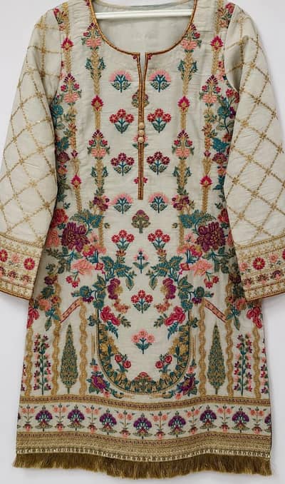 Beautiful cream embroidered 3 piece suit.