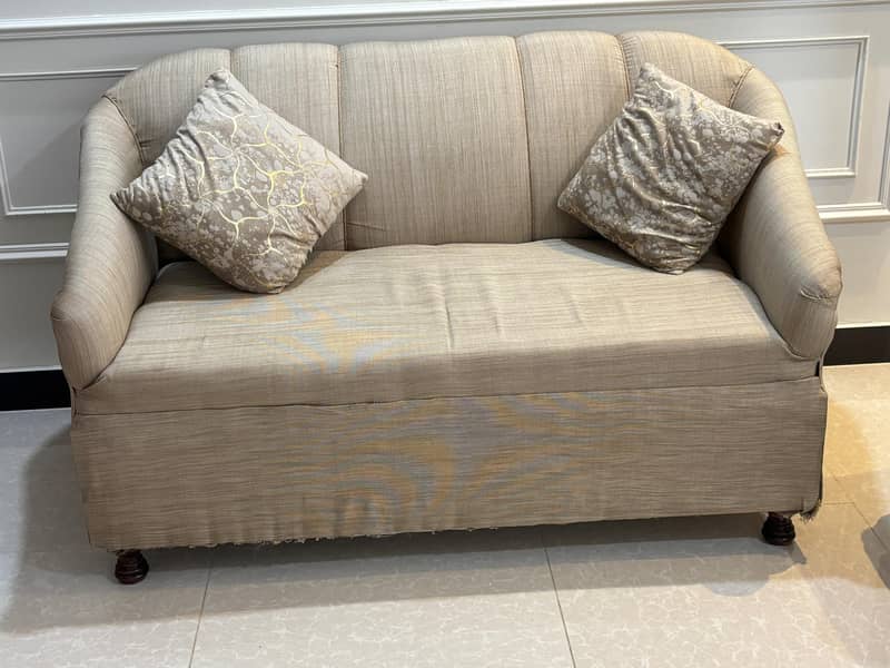 4 Seater Sofa 2