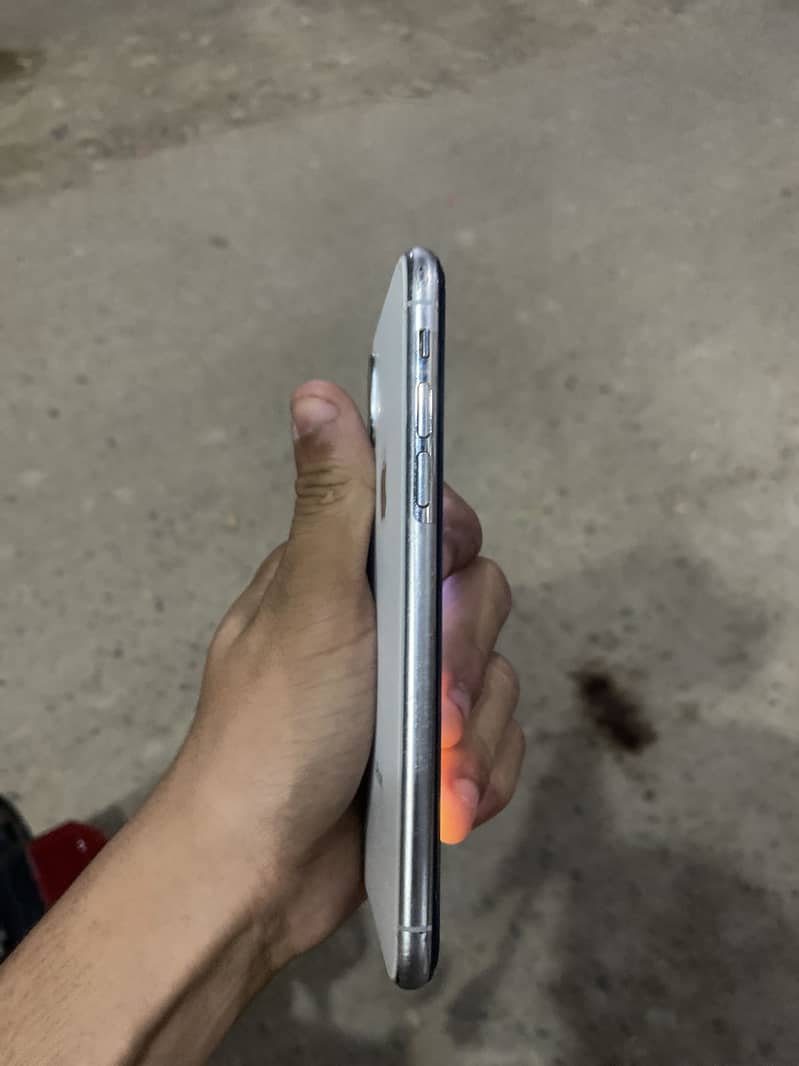 Apple iPhone XS 2