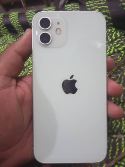 Apple iPhone 12