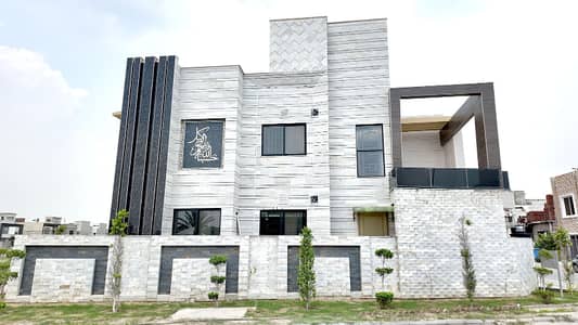 Beautiful 10 Marla Full House Available For SALE In Prime Location Of Bahria orchard Lahore