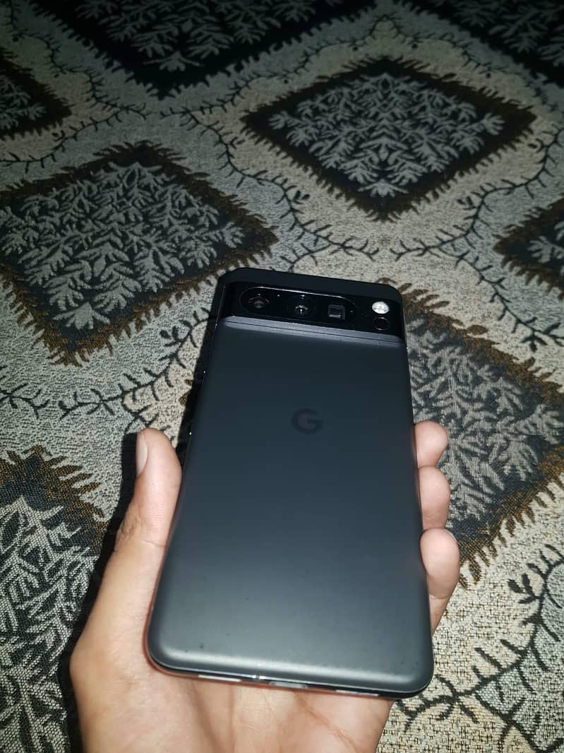 Google Pixel 8 pro 0