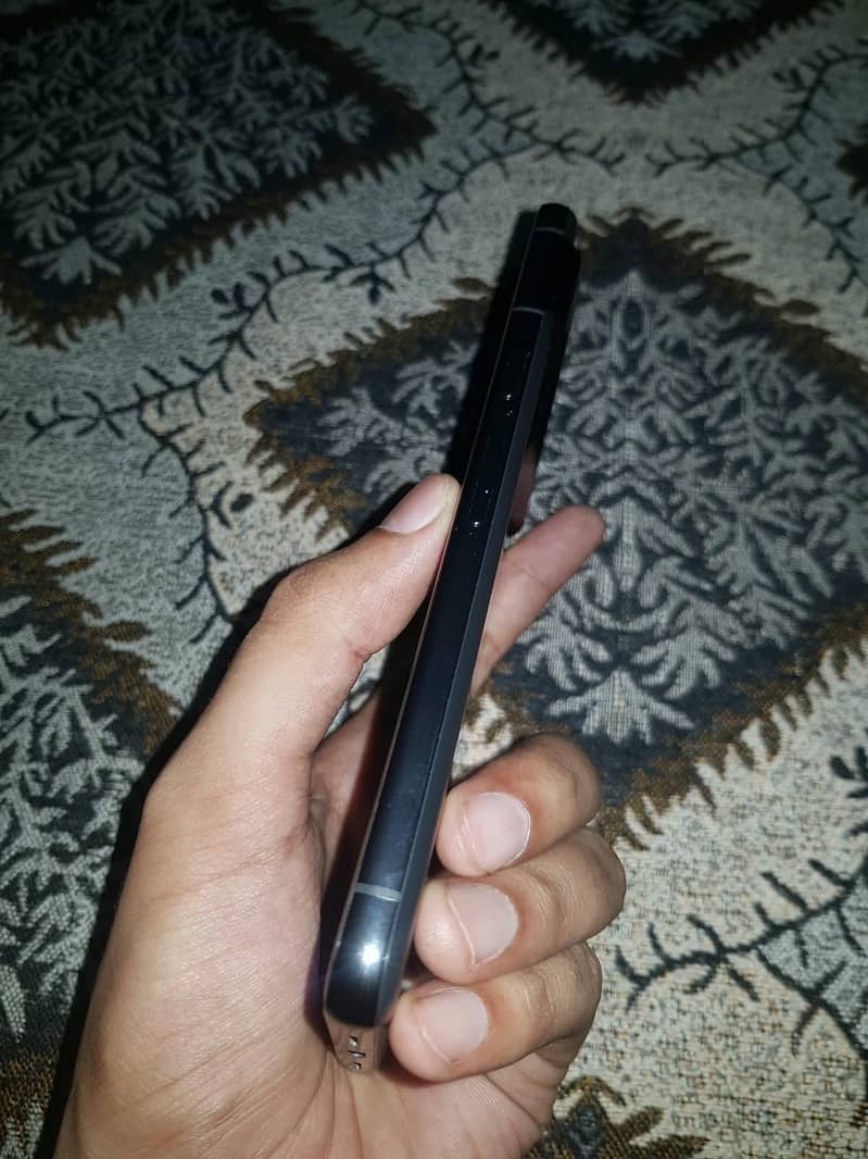 Google Pixel 8 pro 1
