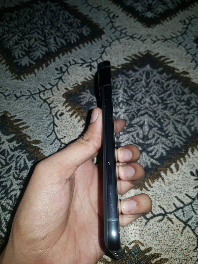 Google Pixel 8 pro 3