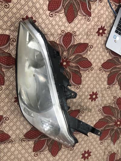 Honda Civic left side headlight cf4 2005