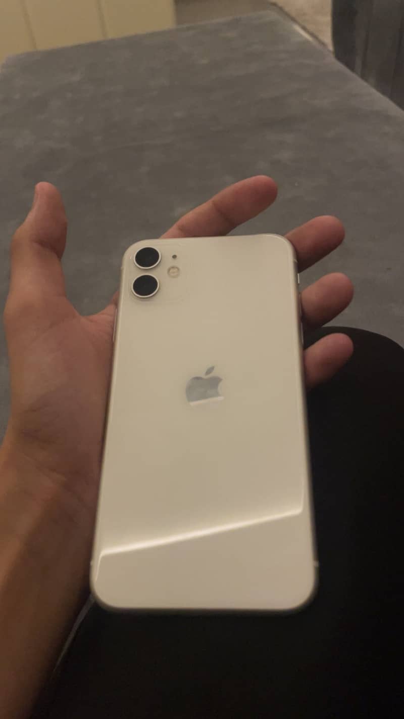 Apple iPhone 11 5