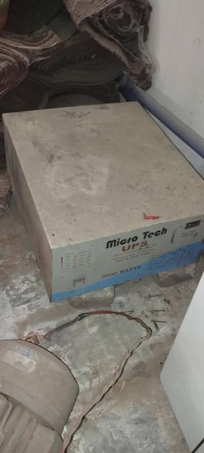 UPS  2000 WATT 36V (3 BATTERIES WALA)