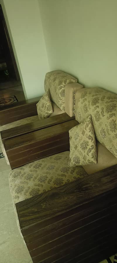 5 seater with 3 table set