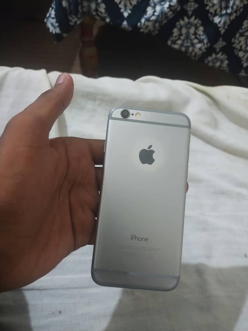 Apple iPhone 6 3