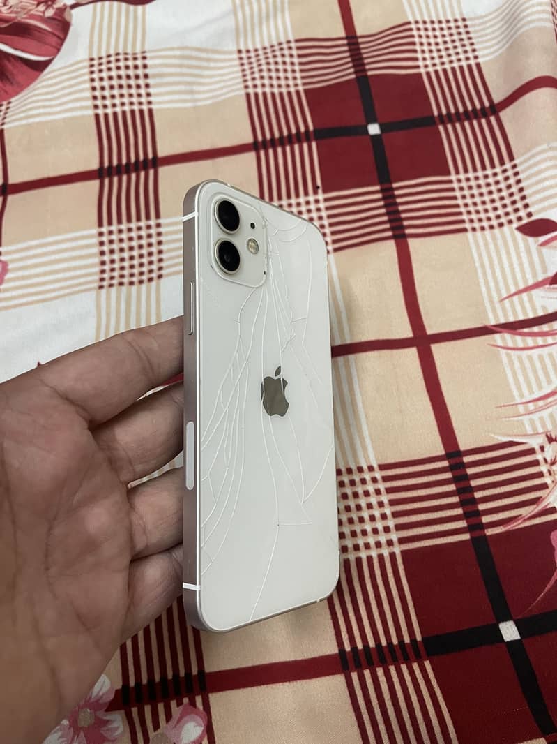 Apple iPhone 12 9
