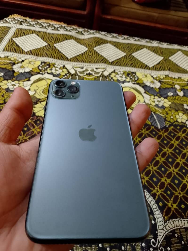 Apple iPhone 11 Pro Max 3