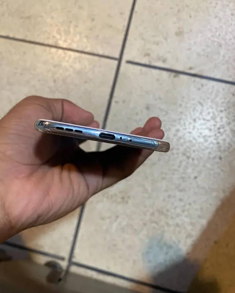spark 40 pro plus 2