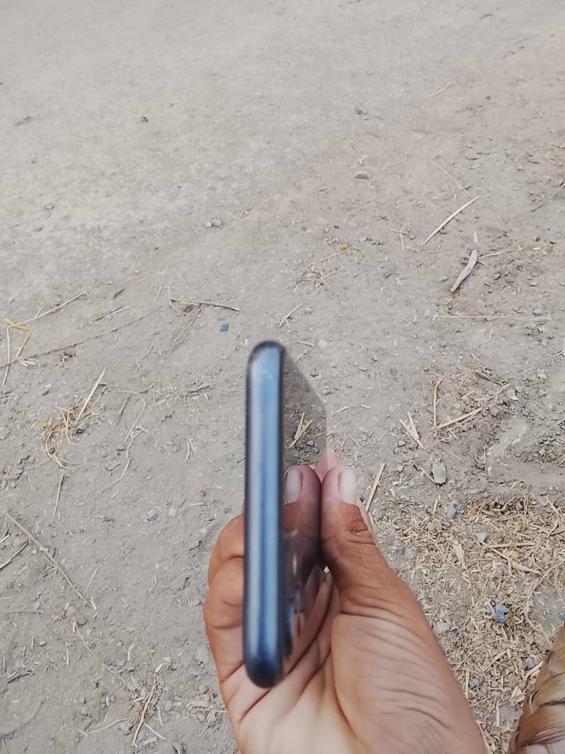 Apple iPhone 11 2