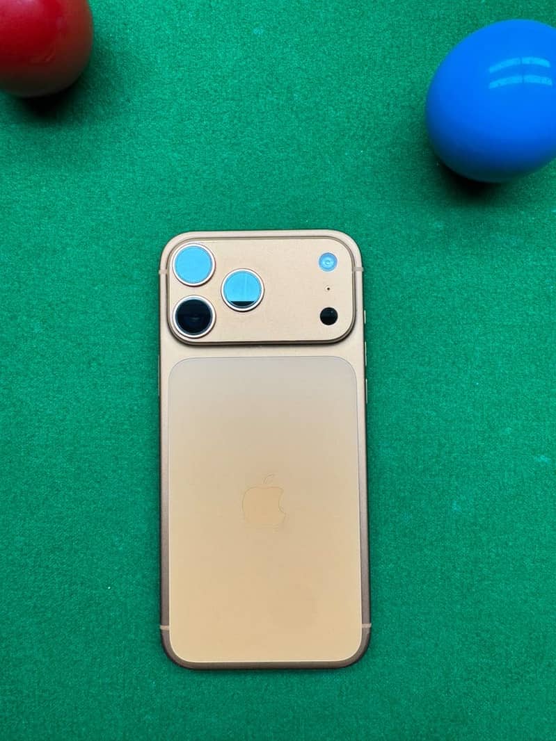 Apple iPhone 17 Pro Max 1