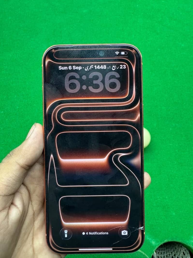 Apple iPhone 17 Pro Max 3