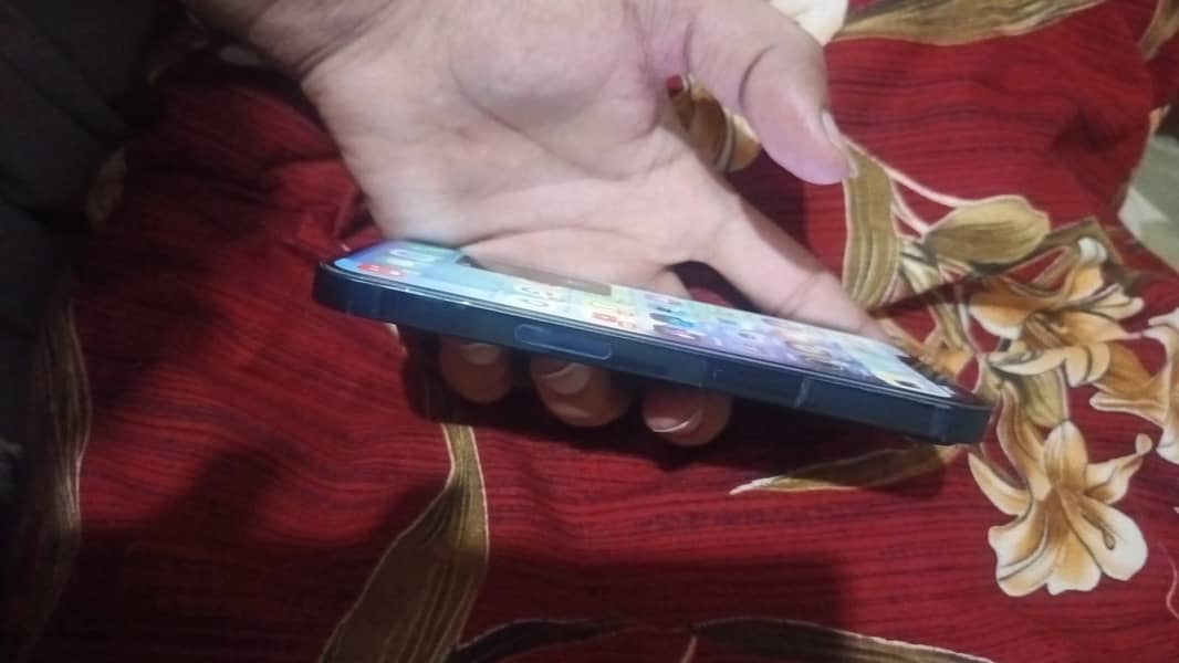 Iphone 13 3