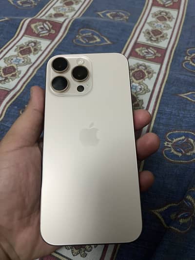 Apple iPhone 16 Pro Max