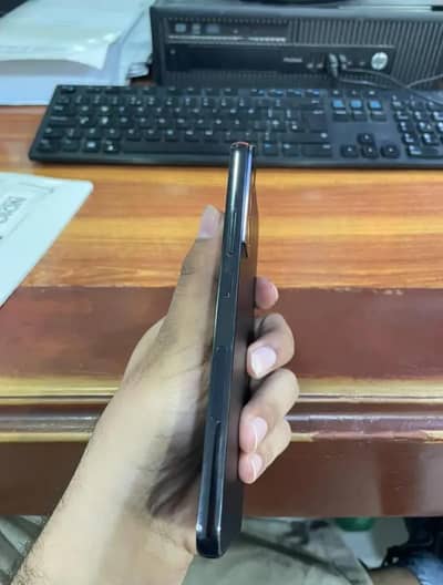 Samsung Mobile S22 Plus