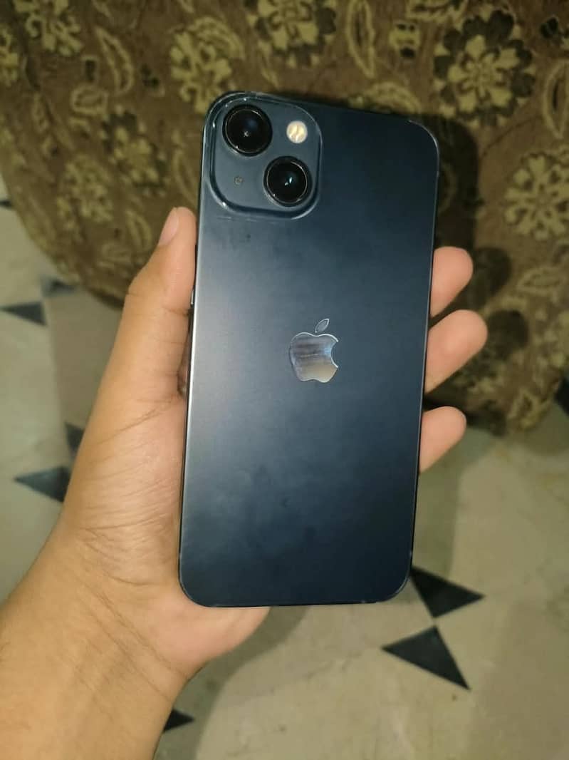 Apple iPhone 13 2