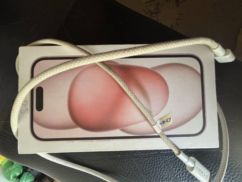 Apple iPhone 15 2