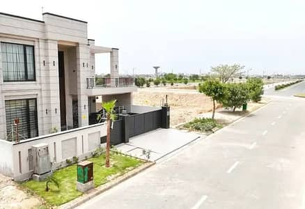 10 Marla Residential plot for Sale In New Lahore city