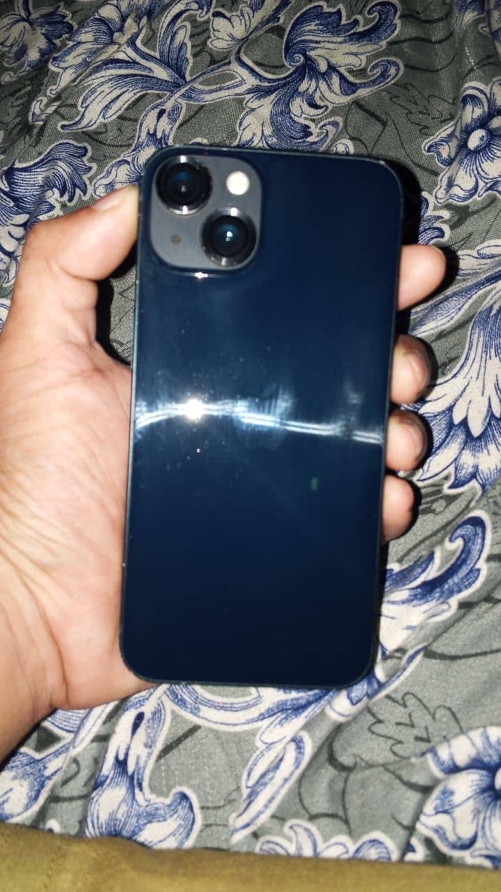 Apple iPhone 13 3