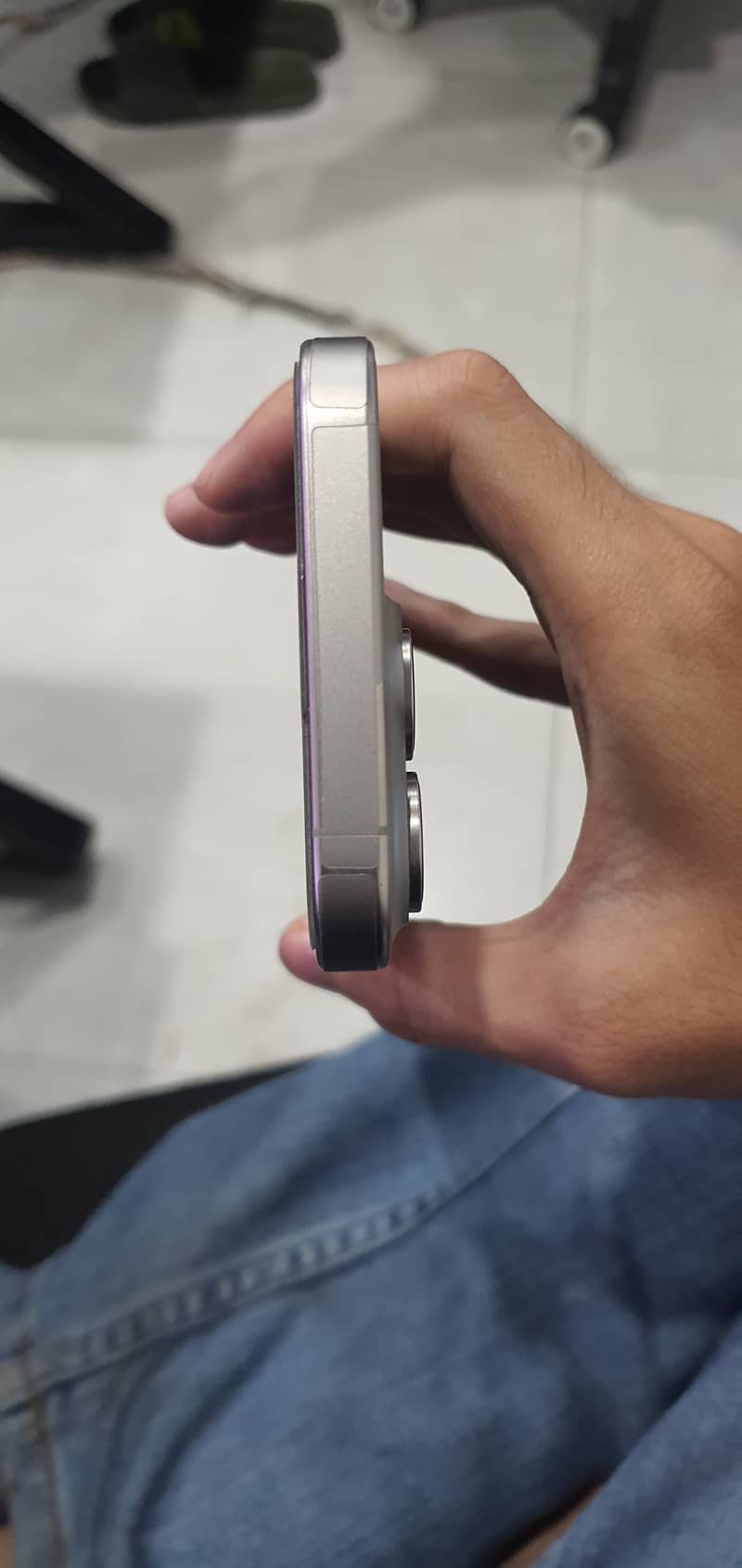Apple iPhone 15 Pro 2