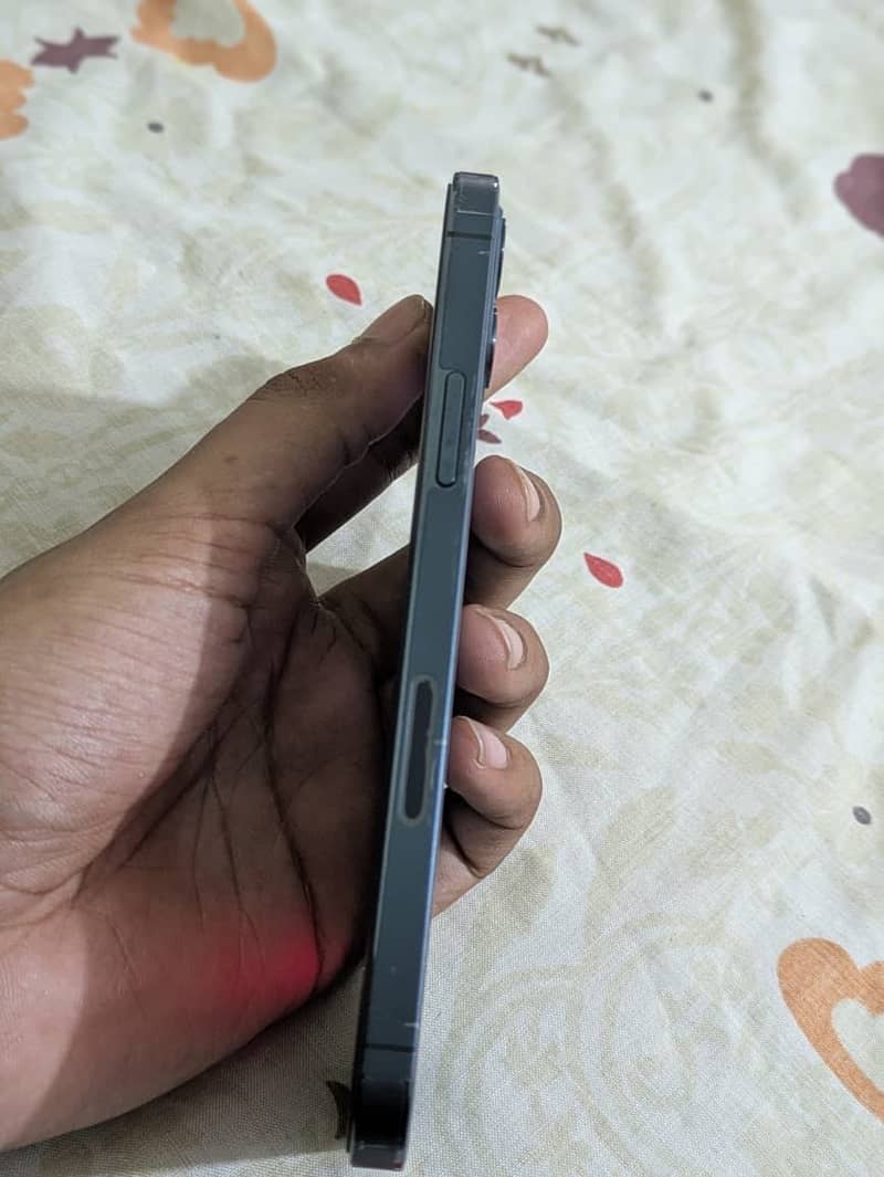 Apple iPhone 12 Pro 5