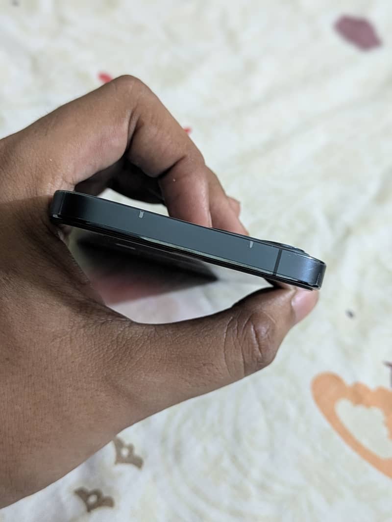 Apple iPhone 12 Pro 9