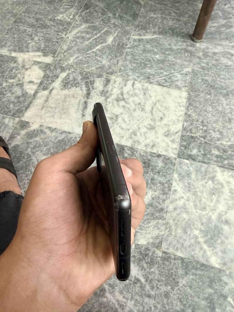 Google pixel 7 4