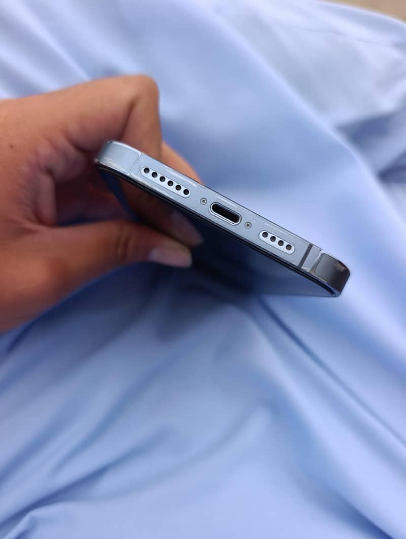 Apple iPhone 13 Pro Max 7