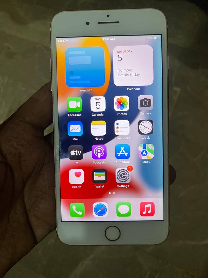 Apple iPhone 7 Plus 1